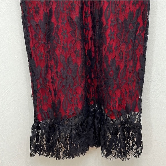 Switchblade Stiletto Red & Black Lace Bodycon Maxi Dress - Picture 7 of 12